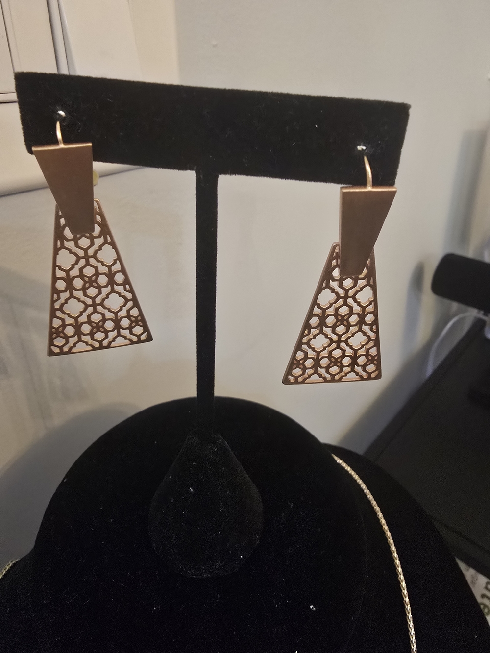 Kendra Scott Rose Gold Filigree Trapezoid Drop Earrings